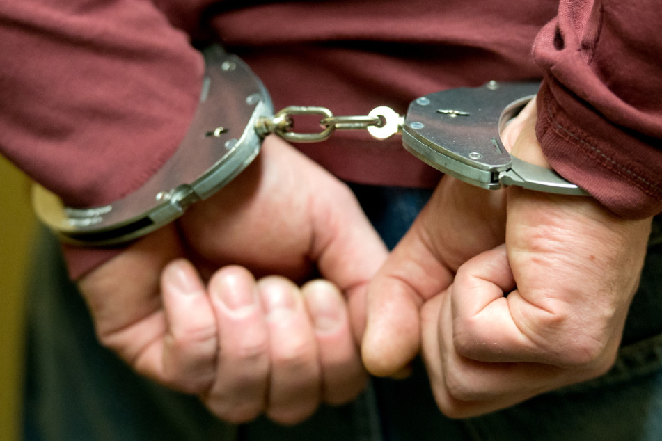 Die Polizei nahm den 29-jährigen mutmaßlichen Angreifer vorläufig fest. (Symbolbild)