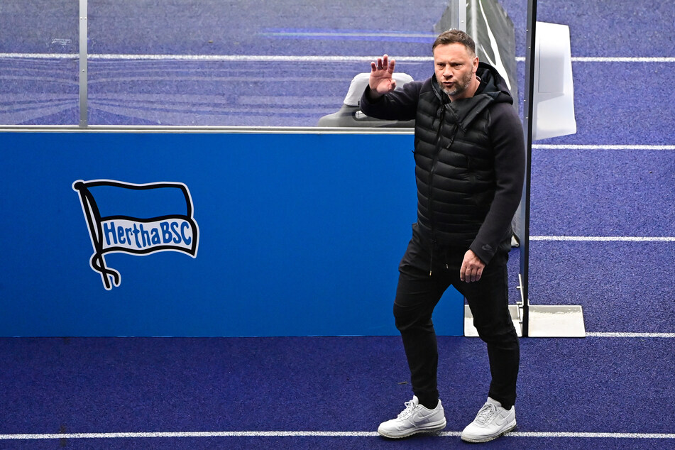 Hertha-Trainer Pal Dardai wurde positiv auf das Coronavirus getestet und befindet sich häuslicher Quarantäne.