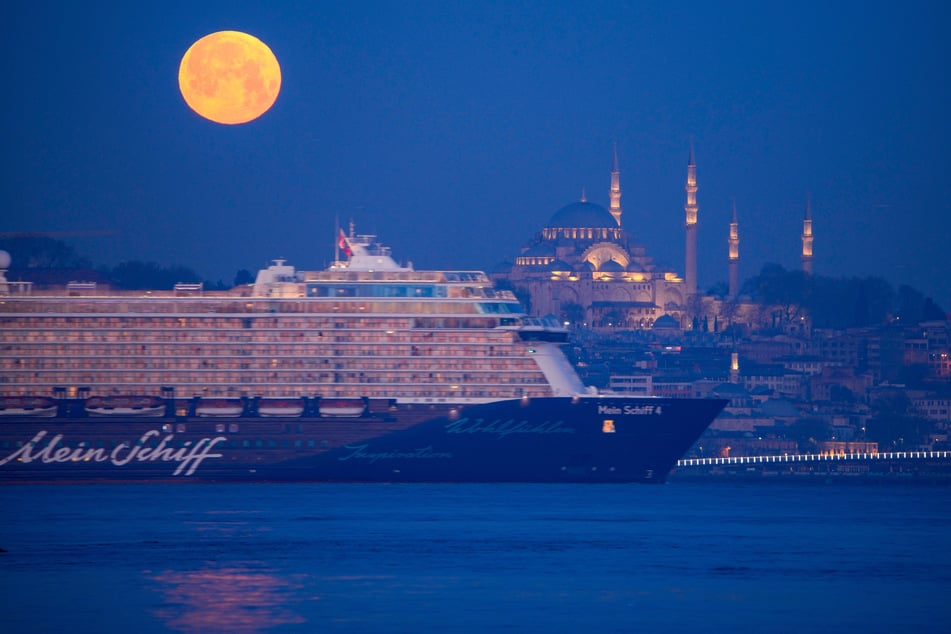 Die Kreuzfahrtreise mit der "Mein Schiff 4" entlang des Mittelmeers wurde abgesagt.