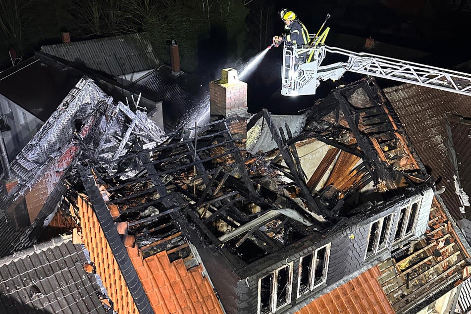 Das Haus wurde komplett zerstört.