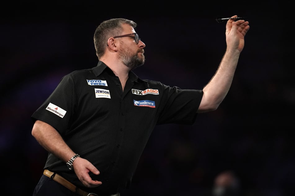 Eigentlich wollte sich James Wade (42) das Furzen auf der Bühne abgewöhnen.