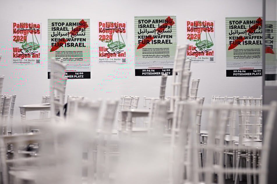 Der Palästina-Kongress in Berlin war im April 2024 kurz nach Beginn von der Polizei verboten worden. (Archivbild)
