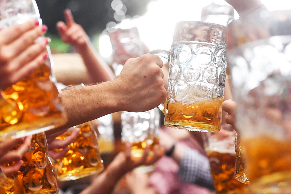 Bier wird teurer: Brauerbund-Chef warnt vor Preisexplosion!