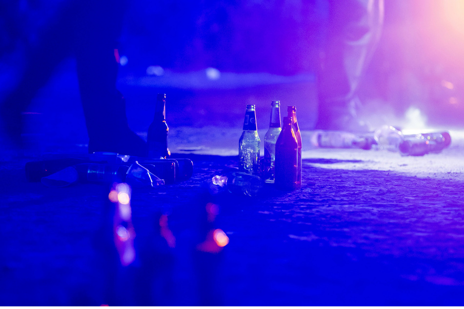 Ein 17-Jähriger erlag nach einer brutalen Attacke im Volkspark Hasenheide im Krankenhaus seinen Verletzungen. (Archivbild, Symbolbild)