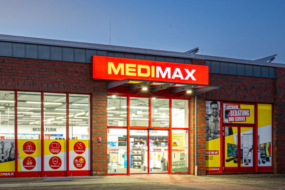 Dieser MEDIMAX-Store gibt 50 Prozent auf alles wegen Schließung