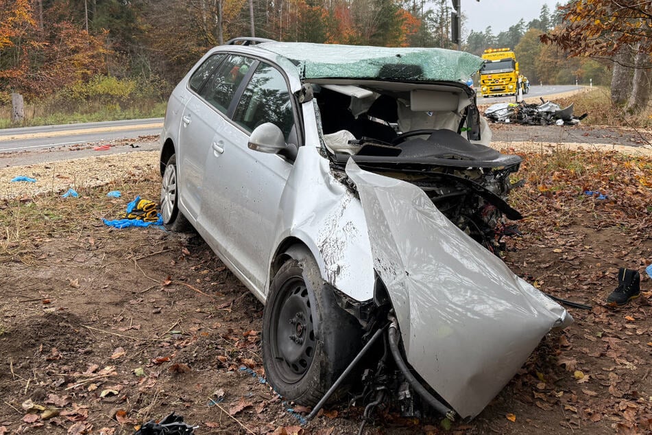 Beim Eintreffen der Feuerwehr war der Mann bereits an seinen schweren Verletzungen gestorben.