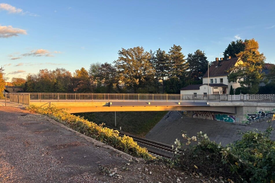 Die neue Brücke wurde am Donnerstag freigegeben.