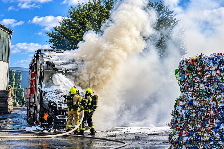Die Feuerwehr konnte den Brand löschen, der Schaden ist dennoch enorm.