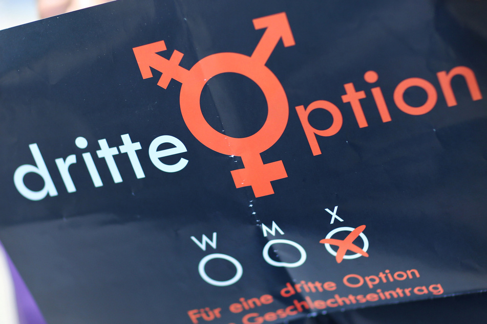 In Sachsen haben bisher nur wenige Menschen ihren Geschlechtseintrag als "divers" eintragen lassen.