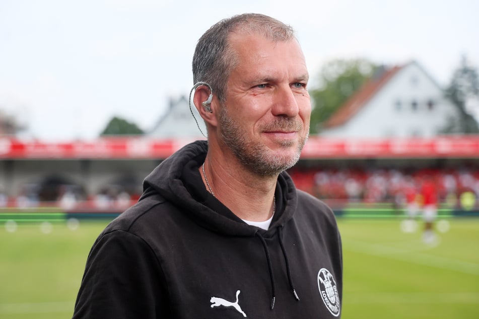 Lok Leipzigs Trainer Jochen Seitz ist positiv gestimmt.