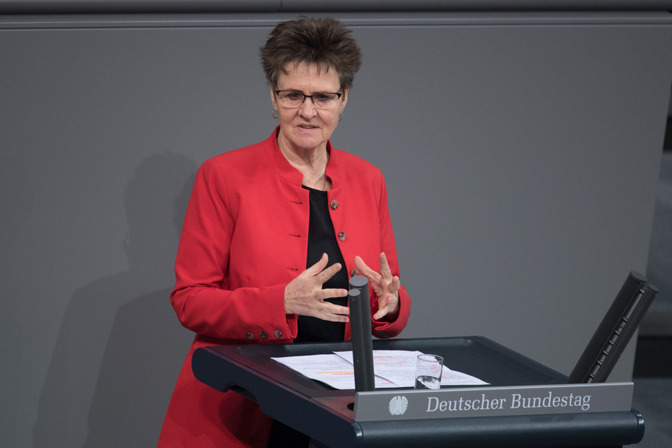 Linke-Politikerin Sabine Zimmermann setzt sich für eine weitere Erhöhung des Mindestlohns ein.