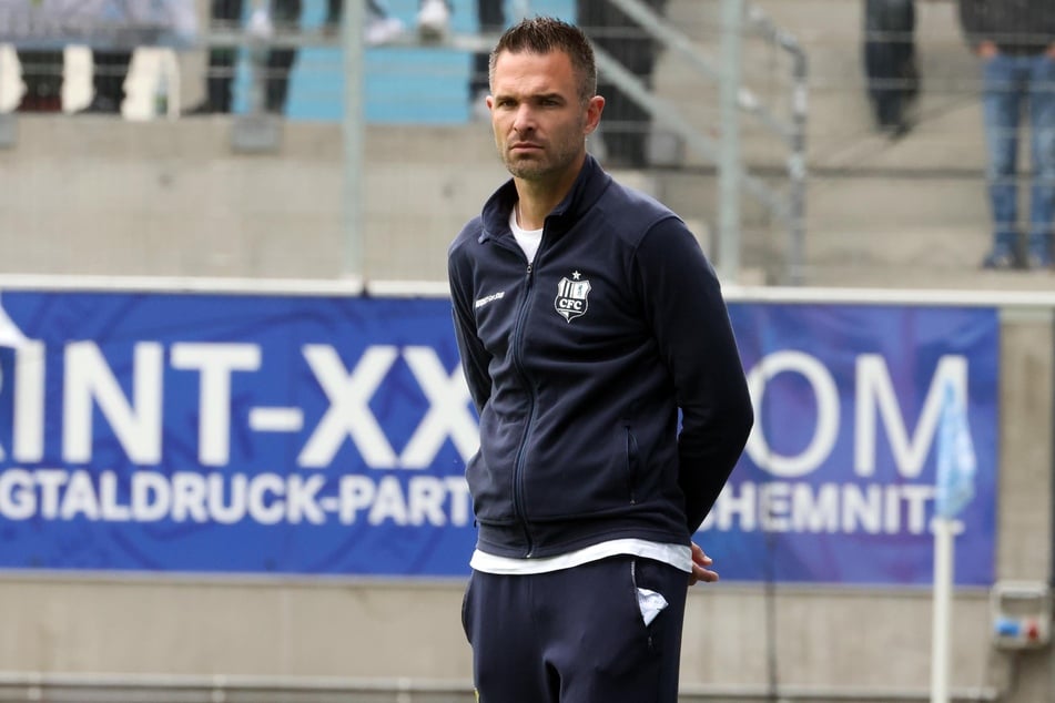 Die Abwehr muss für ihn so stehen wie in Babelsberg: CFC-Trainer Benjamin Duda (37).
