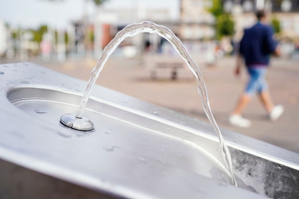 Die Trinkbrunnen in Düsseldorf werden im Frühjahr aufgestellt und im Herbst demontiert. (Symbolfoto)