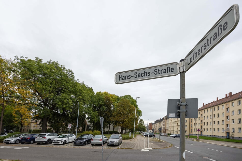 Der kleine Park blieb vom Lutherplatz übrig.