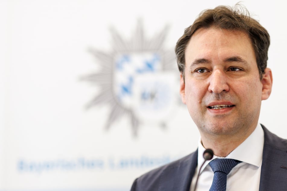 München: Bayerns Justizminister Georg Eisenreich: Durchsuchungen in Erzbistum kein politisches Signal