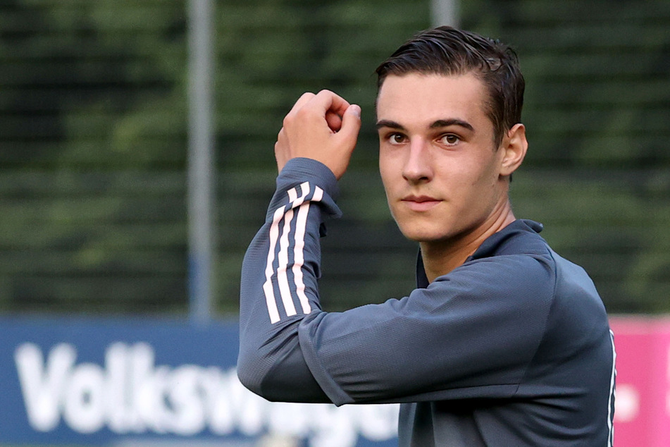 Teenie-Schwarm Florian Neuhaus (24) hat sich bei Gladbach zum Nationalspieler entwickelt. Dem DFB-Kader gehörte er zuletzt bei der Europameisterschaft an.