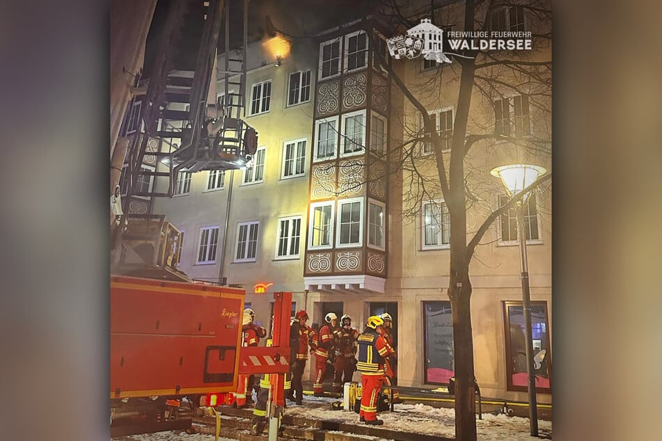 Die Feuerwehr musste zweimal zur selben Wohnung ausrücken.