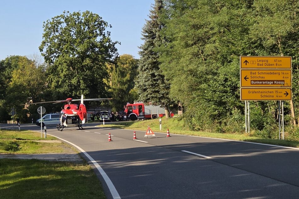 Auch ein Hubschrauber rückte an.