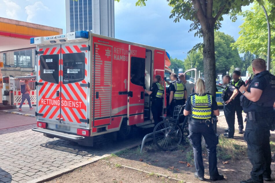 Mehrere Streifenwagen waren vor Ort im Einsatz.