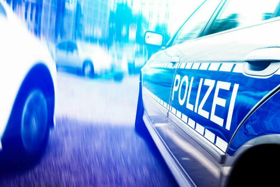 Der Angreifer konnte am Samstagabend in seiner Wohnung widerstandslos von der Polizei festgenommen werden. (Symbolbild)
