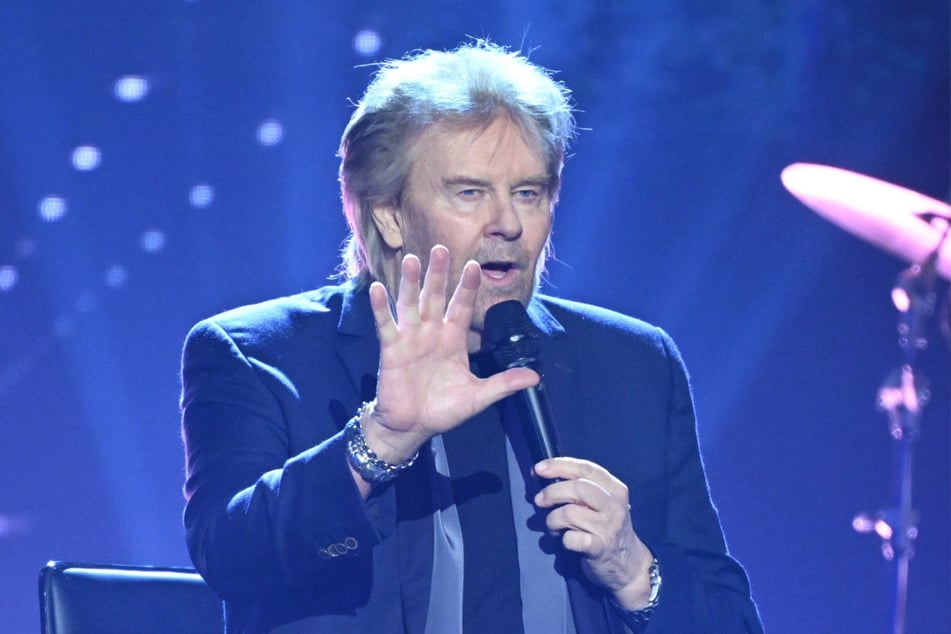 Schlager-Legende Howard Carpendale (80) hat für das Open-Air-Event "Elbzauber" zugesagt.