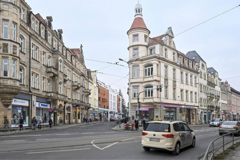 Der Unfall ereignete sich am Sonntagabend auf dem Schillerplatz. (Archivfoto)