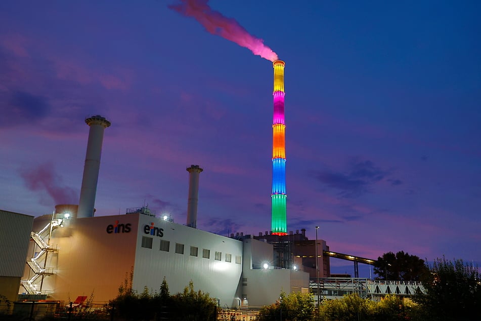 Versorger eins energie will nachts das Chemnitzer Fernwärmenetz befliegen.