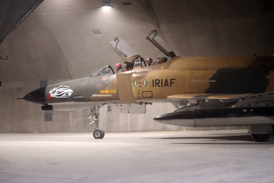Eine uralt F-4 Phantom II, produziert von den USA in den 1970er Jahren.