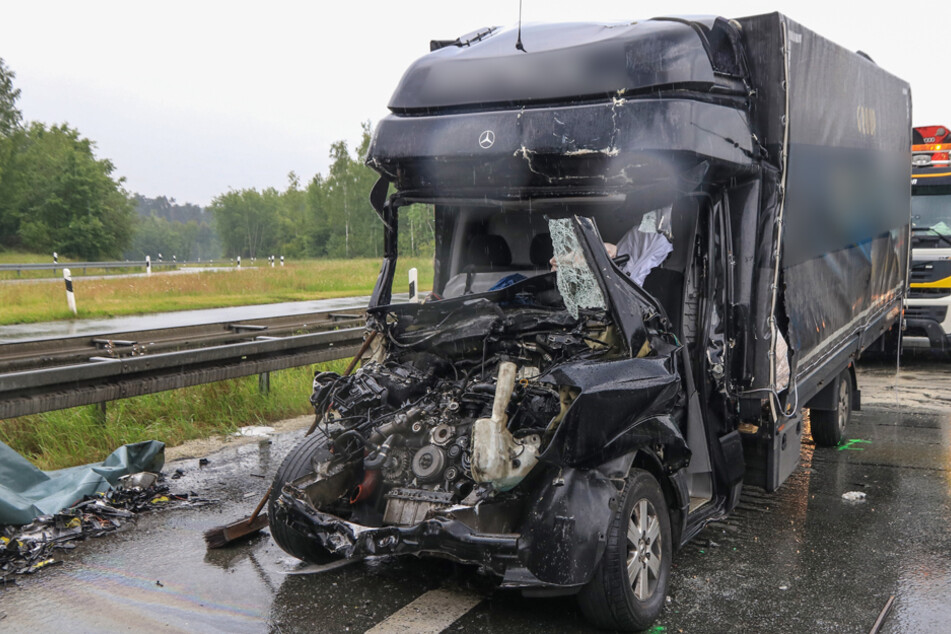 Der 43-jährige Fahrer konnte nicht mehr rechtzeitig bremsen.