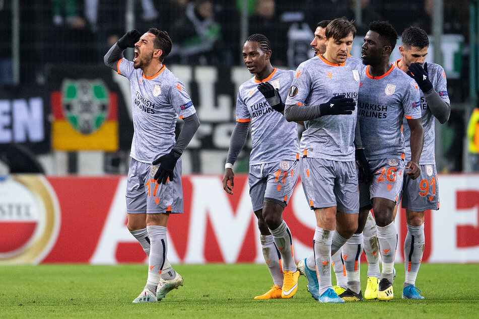 Wie schmerzhaft die Türken für Deutsche Teams sein können, musste auch Gladbach in der letzten Saison in der Europa League erfahren. Istanbul gewann ganz spät mit 2:1.