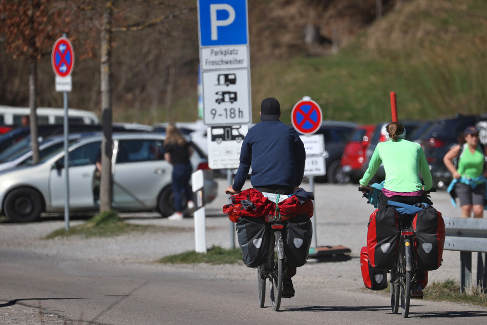 Ausflügler beklagten sich besonders über zu viele Menschen. (Symbolbild)