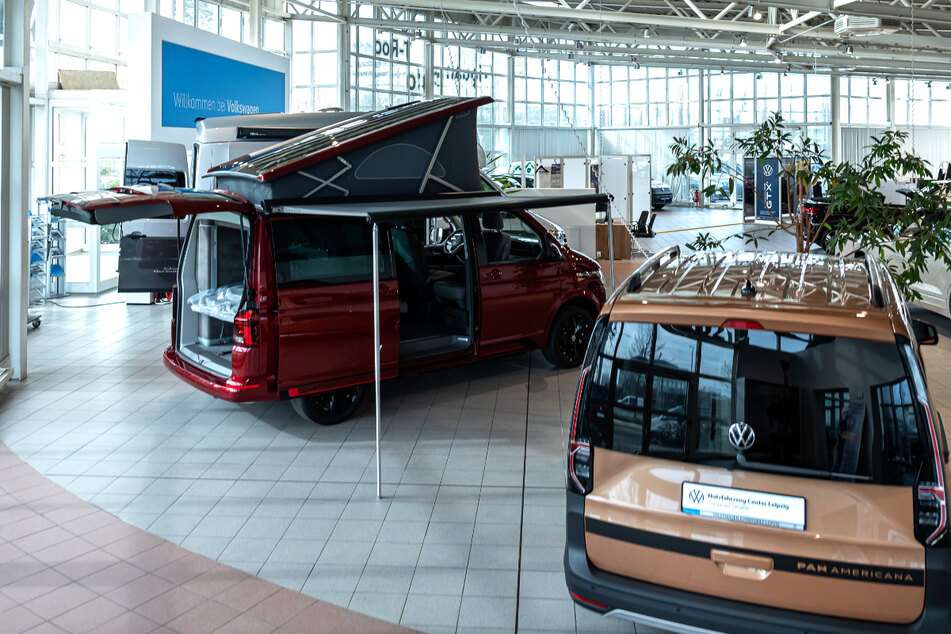 Über 30 Fahrzeuge der Modelle Caddy California, T6.1 California und Grand California sind auf Lager.