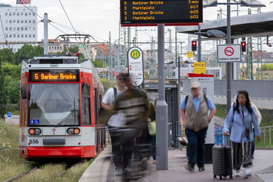 Der Angriff spielte sich am Hallenser Hauptbahnhof ab. (Archivbild)