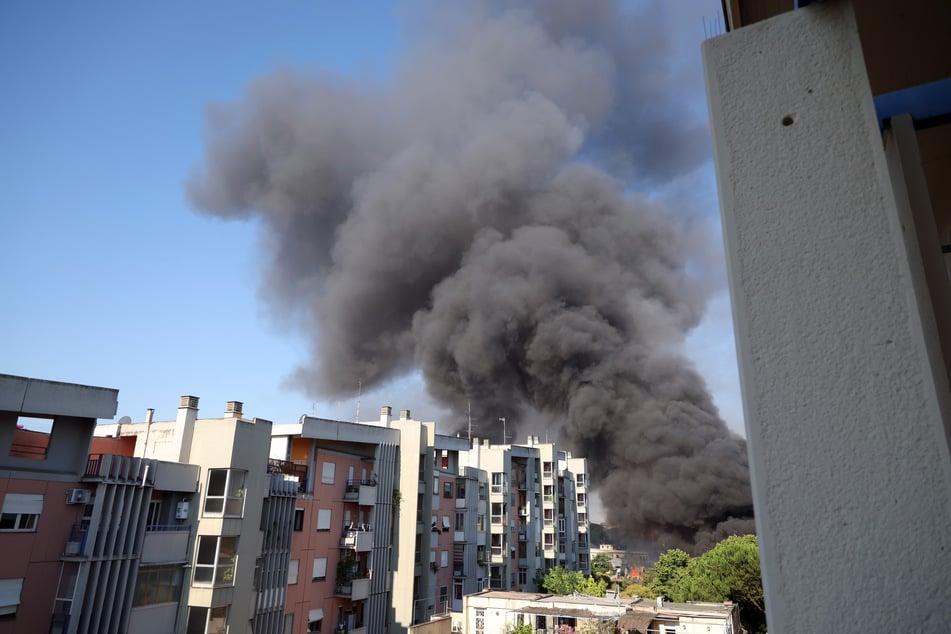 Die Ursache für die Explosion ist bislang noch unklar.
