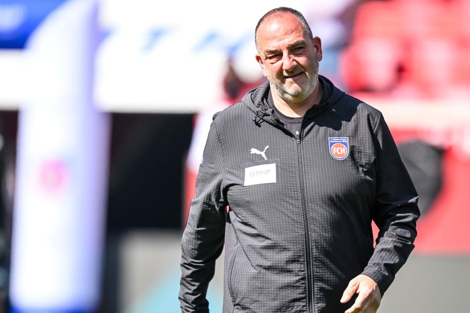 Frank Schmidt (52) hat seit dem Jahr 2007 das Traineramt in Heidenheim inne und den FCH bis in den Europapokal geführt.