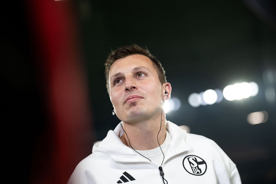 Jakob Fimpel übernimmt interimsweise den Trainerposten auf Schalke.