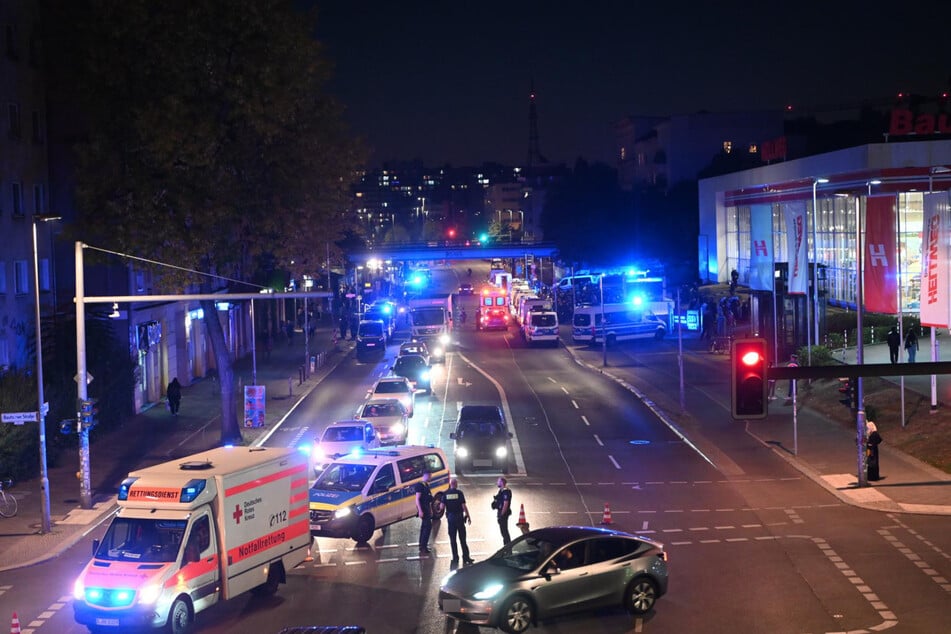 Während des Polizeieinsatzes kam es in der Yorckstraße zu einigen Verkehrsbehinderungen.