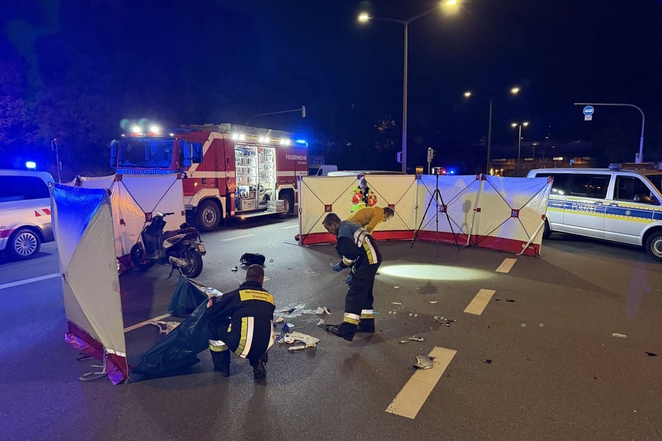 Die Einsatzkräfte säuberten die Unfallstelle.