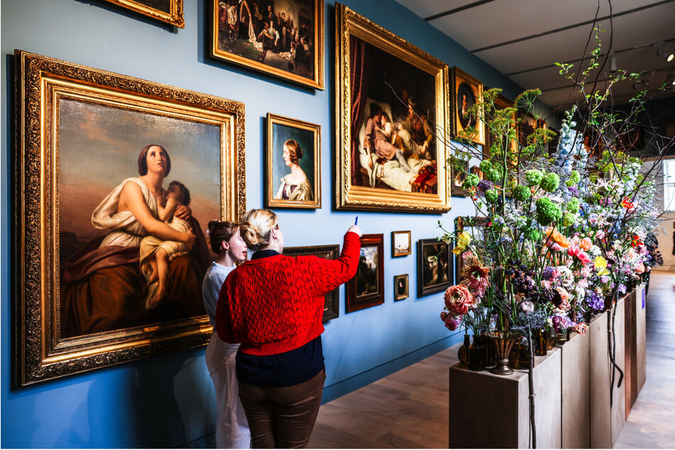 Rund 30 Blumenkreationen können von Freitag bis zum 21. April im Düsseldorfer Kunstpalast besichtigt werden.