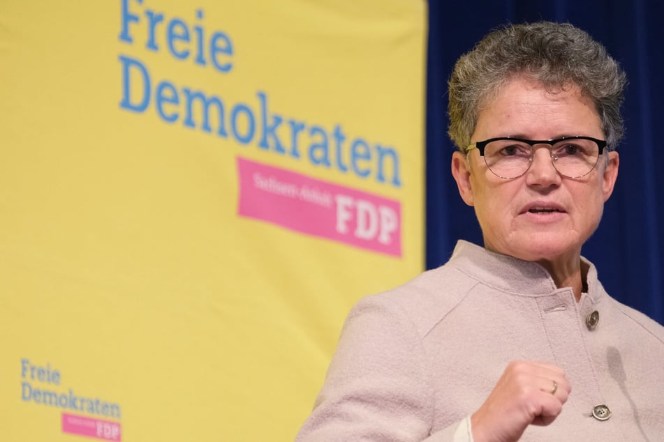 Zur Landtagswahl: FDP geht mit Hüskens als Spitzenkandidatin in den Wahlkampf