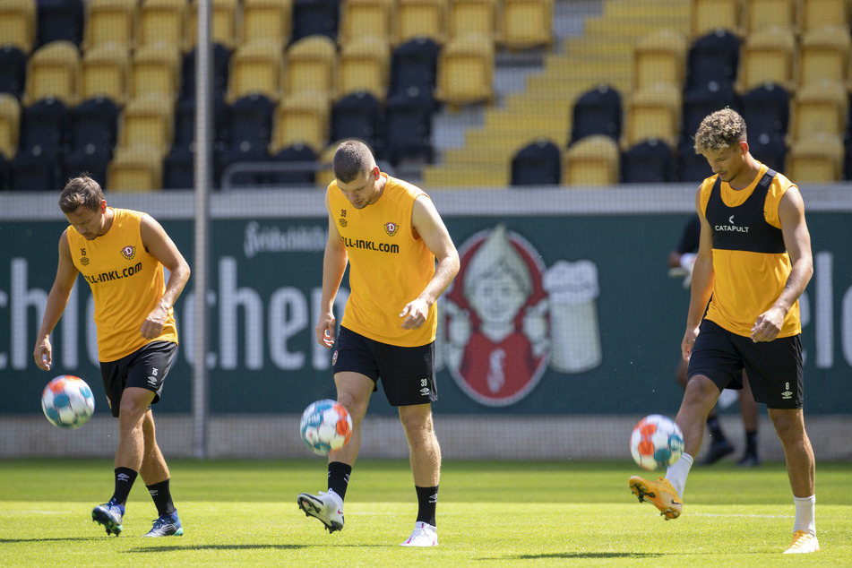 In der Sommervorbereitung verhinderten Hüftprobleme den erfolgreichen Saisonstart für Ehlers (20, m.). Hier trainierte er noch unverletzt mit Chris Löwe (32, l.) und Heinz Mörschel (24).