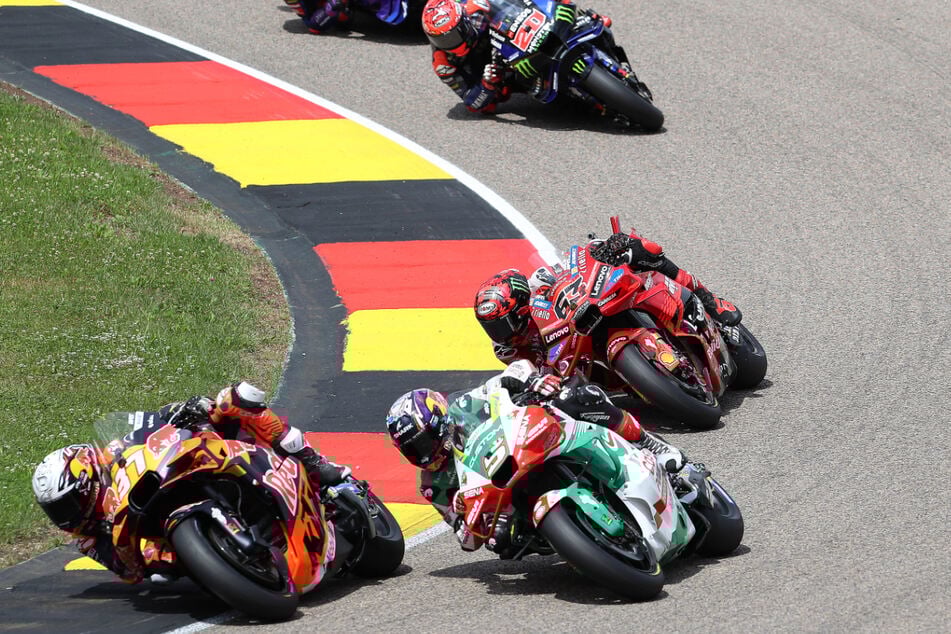 Vom 10. bis 12. Juli rasen die schnellsten Fahrer der Welt über den Sachsenring.