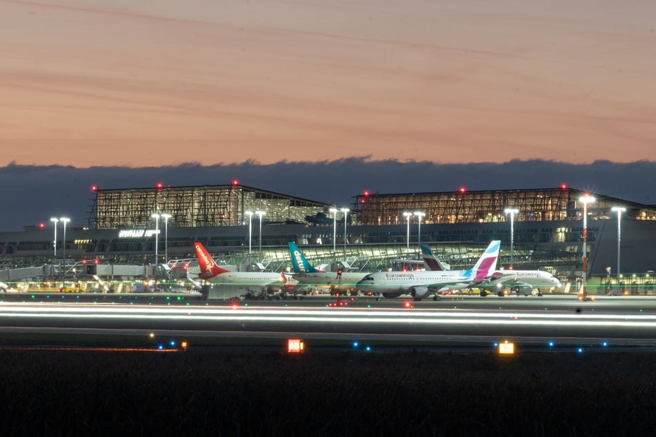 Am Stuttgarter Flughafen wird am Freitag gestreikt. (Symbolfoto)