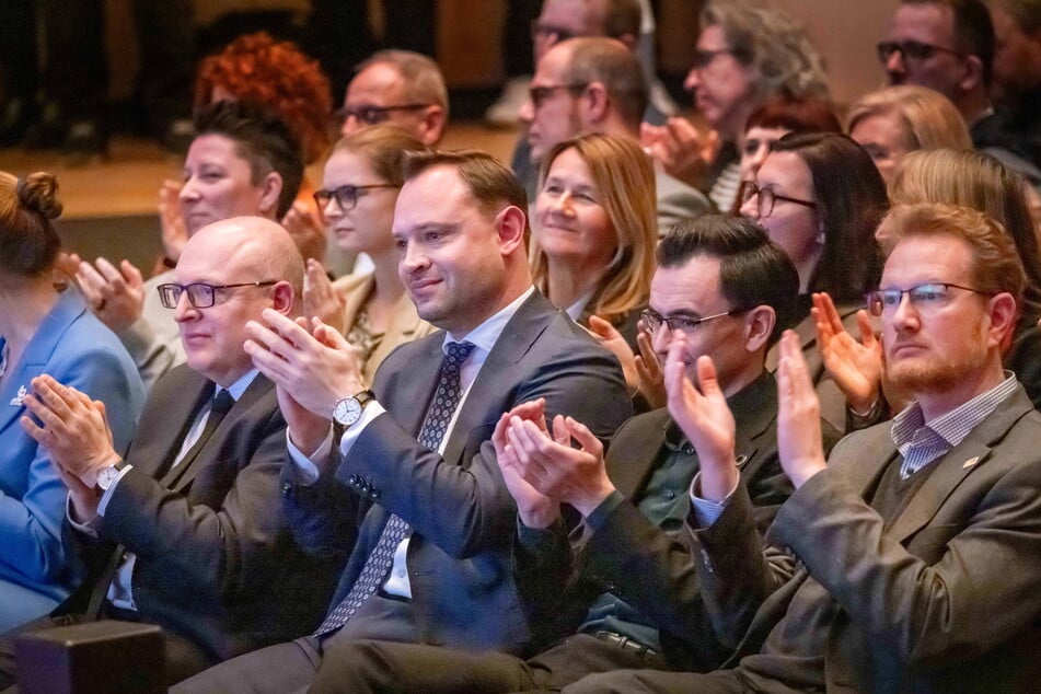 Landtagspräsident Alexander Dierks (37, CDU, M.) hielt die Grußbotschaft