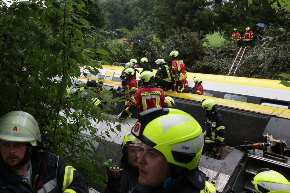 Die Waggons sollen nun geborgen werden.