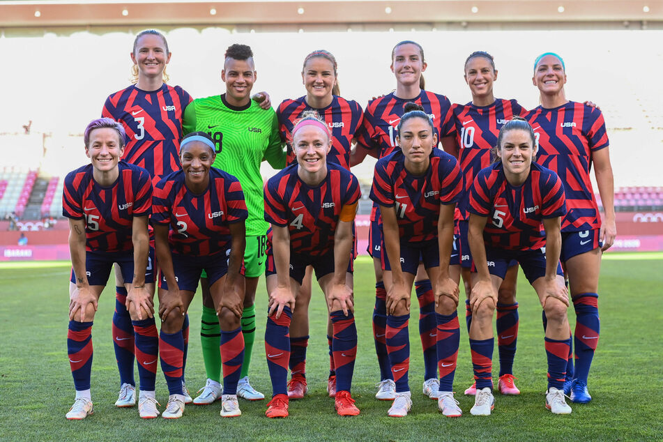 The United States team posed before the women's bronze medal match between the US and Australia at the Tokyo 2020 Olympic Games.