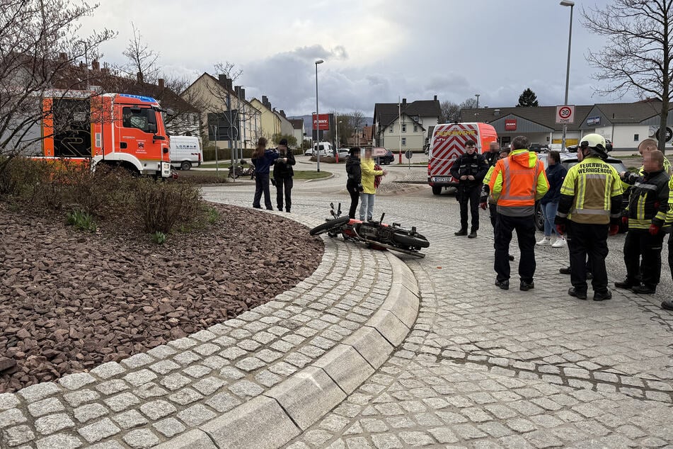 Im Harz wurde ein Motorradfahrer schwer verletzt.