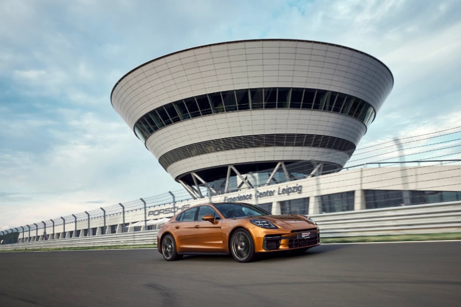 Die Autokrise spürt man auch bei Porsche in Leipzig.