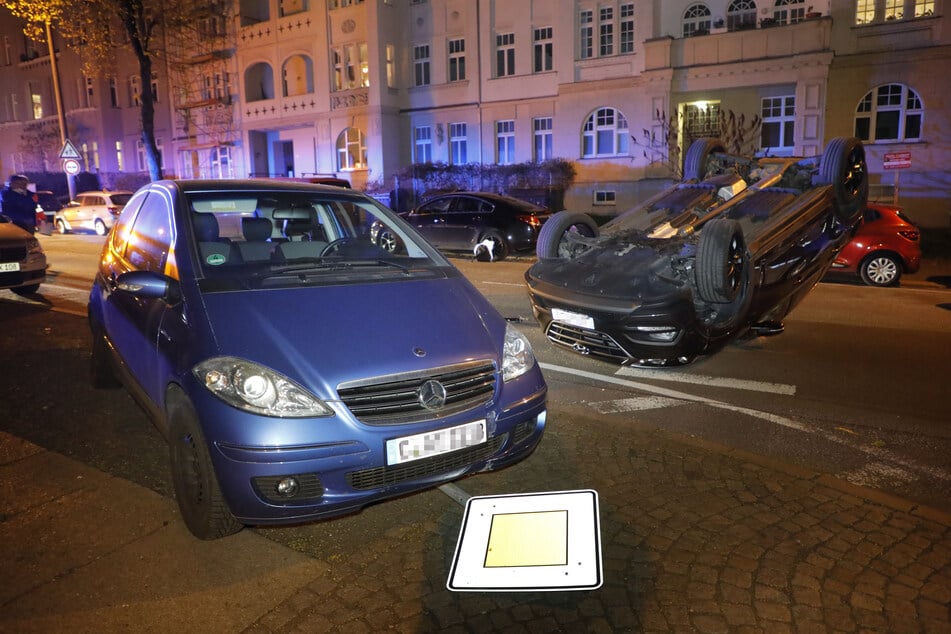 Zuvor krachte die Fahrerin gegen den geparkten Mercedes.