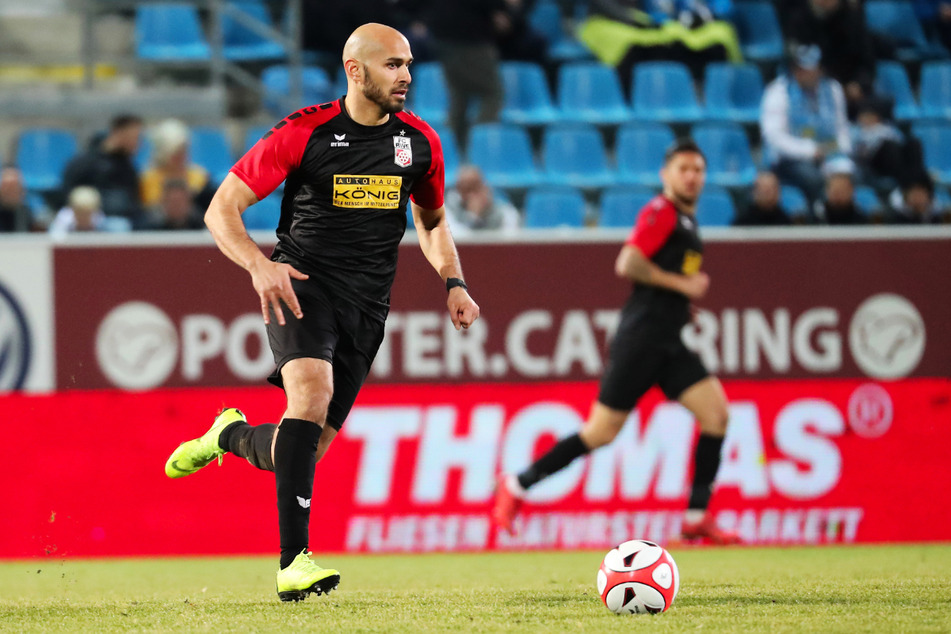 Velimir Jovanovic (33) hat in seiner langen Karriere viel erlebt. Er kam achtmal in der 2. Bundesliga zum Einsatz (ein Tor), 13-mal in der 3. Liga (ein Treffer, zwei Assists) und stolze 165-mal in der Regionalliga (66 Tore, 23 Vorlagen).